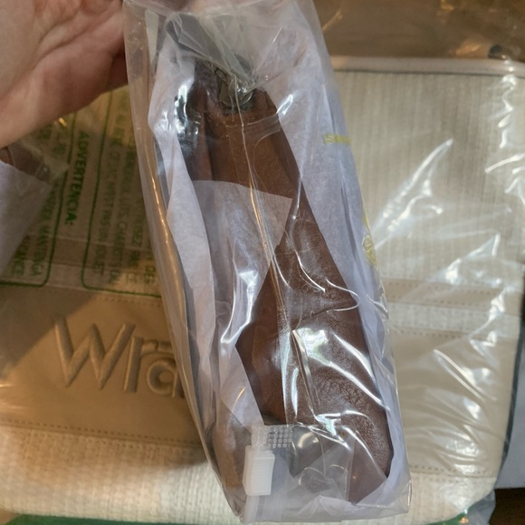 Wrangler Western Boho Crossbody Sling Bag for Women with Strap - Picture 7 of 8